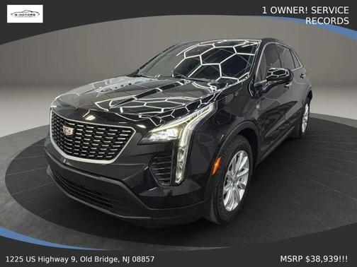 Black 2022 Cadillac XT4 Luxury