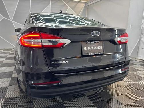 2019 Ford Fusion Hybrid SE