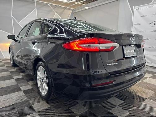 2019 Ford Fusion Hybrid SE
