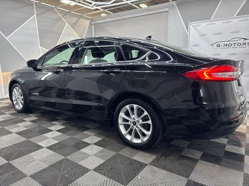 2019 Ford Fusion Hybrid SE