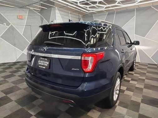 Blue 2017 Ford Explorer Base
