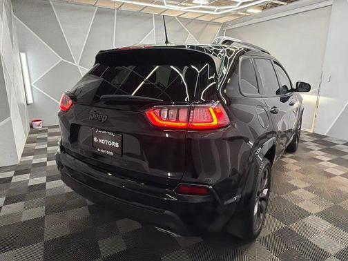 Black 2019 Jeep Cherokee Limited