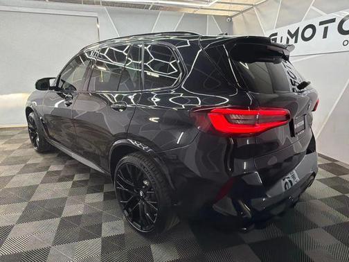 Black 2022 BMW X5 M Base