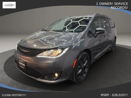 Gray 2020 Chrysler Pacifica Touring