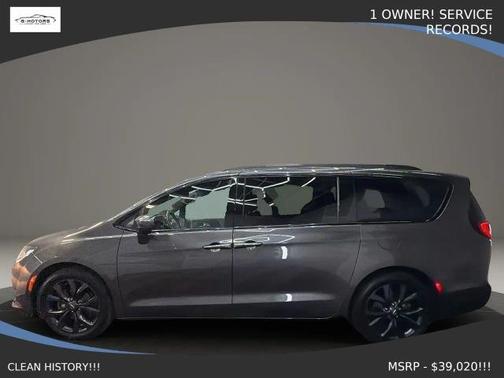 Gray 2020 Chrysler Pacifica Touring