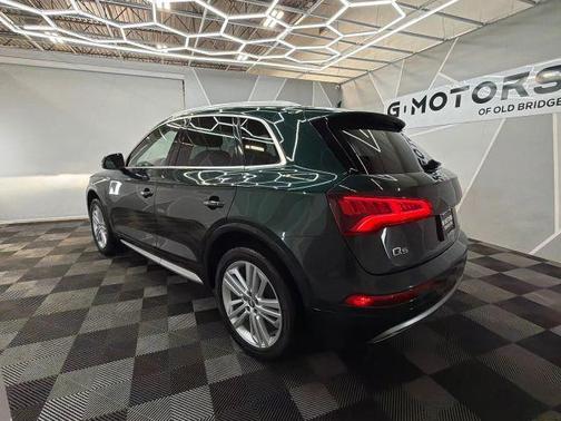 Azores Green Metallic 2018 Audi Q5 2.0T Prestige