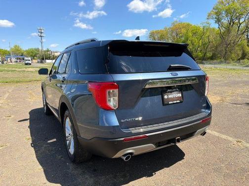 Blue 2020 Ford Explorer Limited