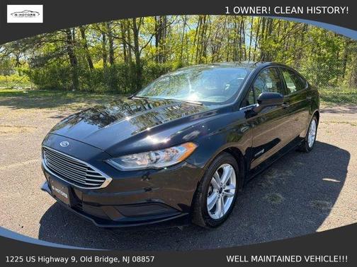 Black 2018 Ford Fusion Hybrid S