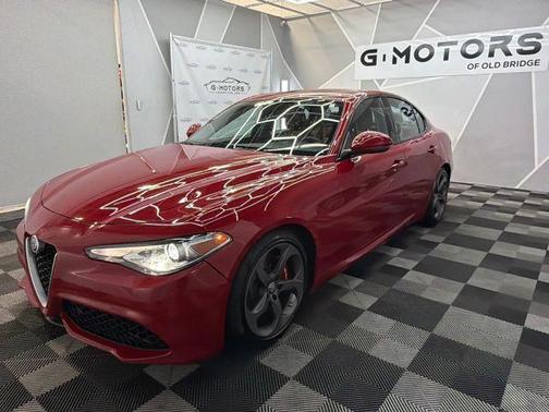 2017 Alfa Romeo Giulia Base