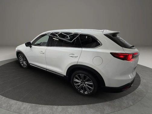 Snowflake White Pearl 2023 Mazda CX-9 Signature