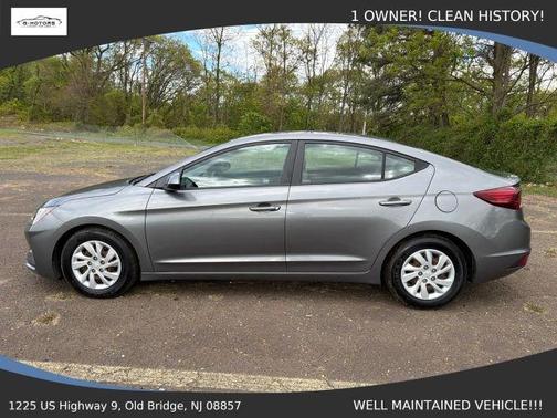 Gray 2019 Hyundai ELANTRA SE