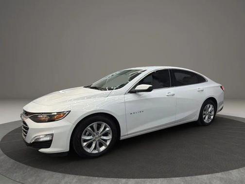 White 2022 Chevrolet Malibu LT