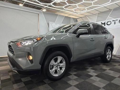 2019 Toyota RAV4 XLE