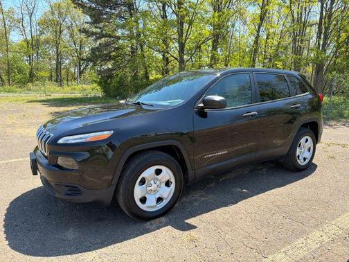 Black 2017 Jeep Cherokee Sport