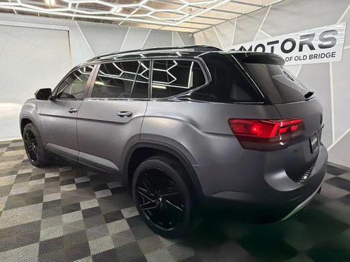 2018 Volkswagen Atlas 3.6L SE w/Technology