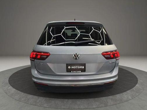 Pyrite Silver Metallic 2020 Volkswagen Tiguan 2.0T SEL