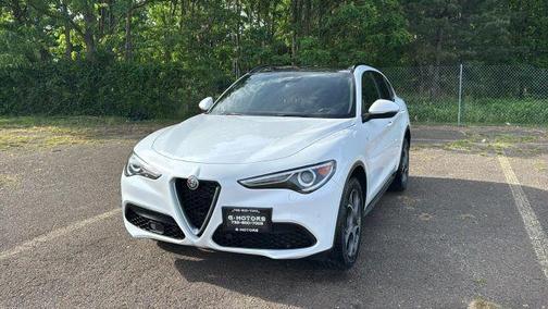 White 2023 Alfa Romeo Stelvio Ti
