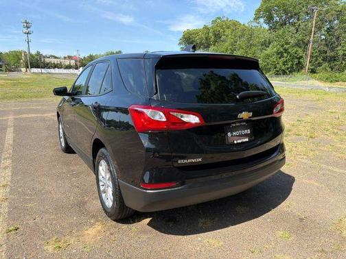 Black 2021 Chevrolet Equinox LS