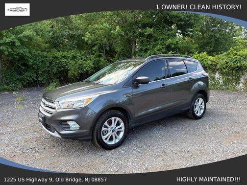 Gray 2018 Ford Escape SE