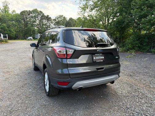 Gray 2018 Ford Escape SE