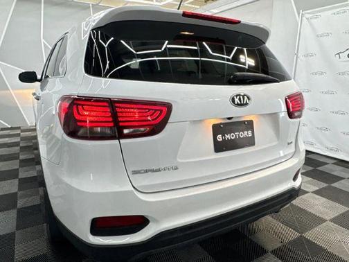 2020 Kia Sorento LX