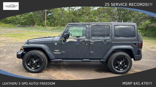 Gray 2017 Jeep Wrangler Unlimited Sahara