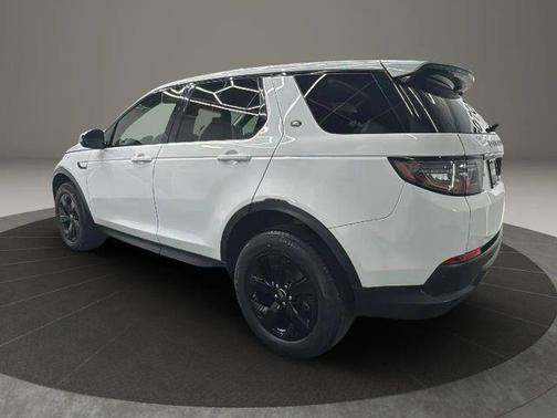 Yulong White 2020 Land Rover Discovery Sport SE