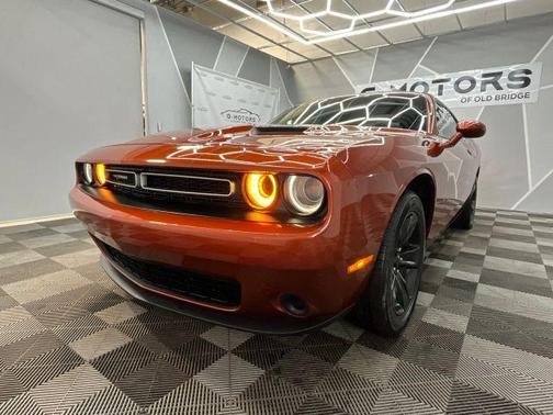 2021 Dodge Challenger SXT