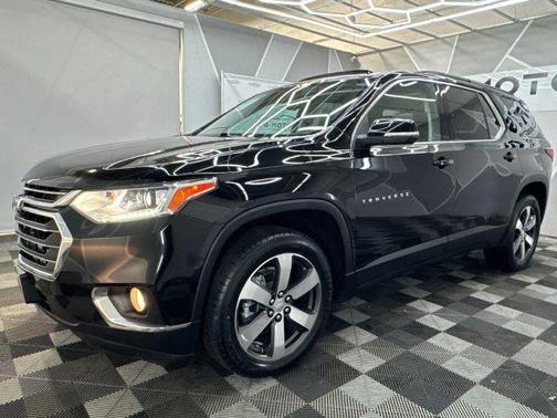 2021 Chevrolet Traverse LT Leather