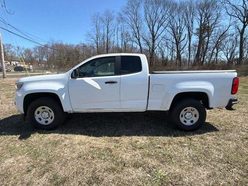 White 2019 Chevrolet Colorado WT