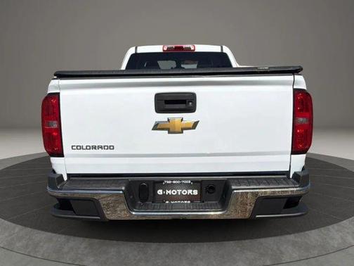 White 2019 Chevrolet Colorado WT