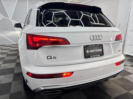 2022 Audi Q5 45 S line quattro Premium