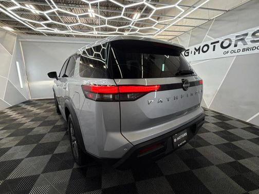Silver 2022 Nissan Pathfinder S