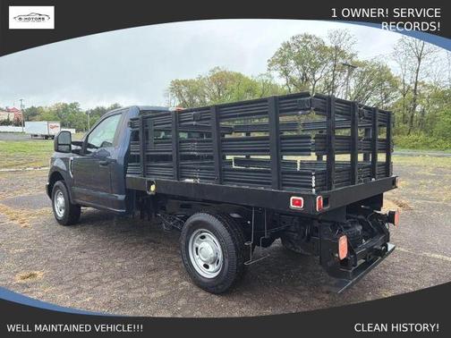 Blue 2017 Ford F-250 XL