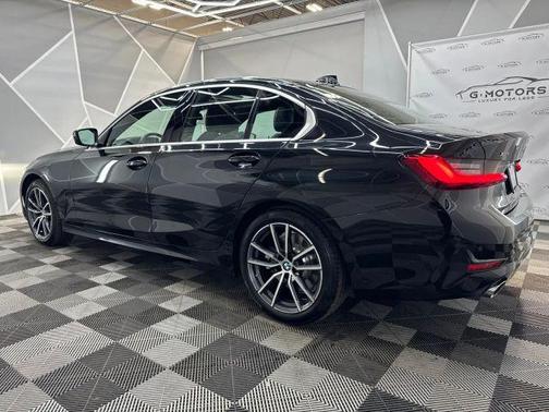 2021 BMW 330 i xDrive