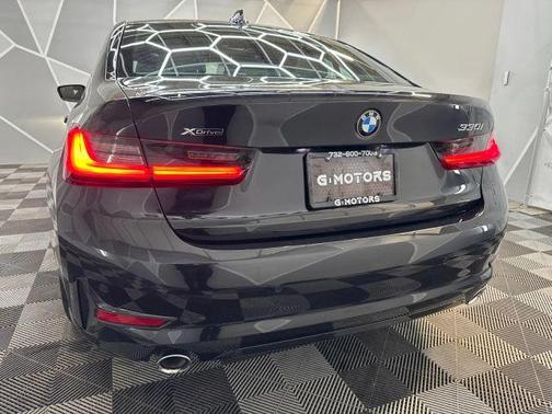 2021 BMW 330 i xDrive