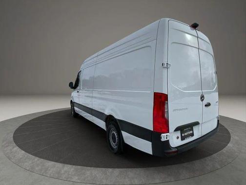 White 2025 Mercedes-Benz Sprinter 2500 HIGH ROOF W/170 WB