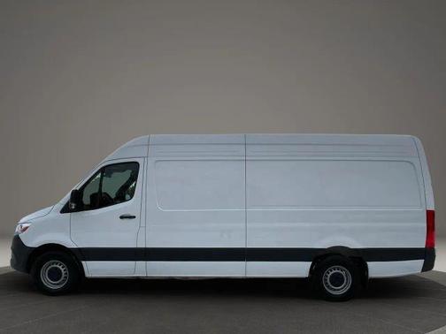 White 2025 Mercedes-Benz Sprinter 2500 HIGH ROOF W/170 WB