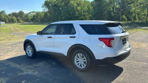 White 2021 Ford Explorer Base