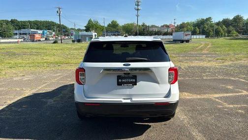 White 2021 Ford Explorer Base