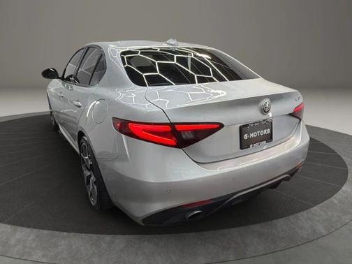 Silver 2018 Alfa Romeo Giulia Ti