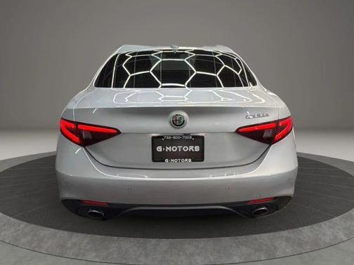 Silver 2018 Alfa Romeo Giulia Ti