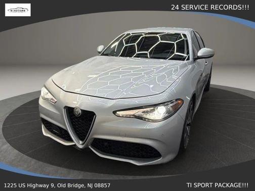 Silver 2018 Alfa Romeo Giulia Ti
