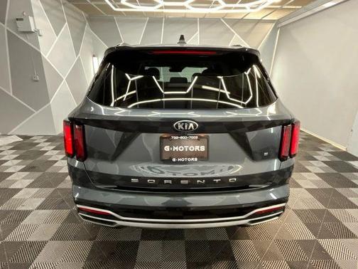 2021 Kia Sorento S