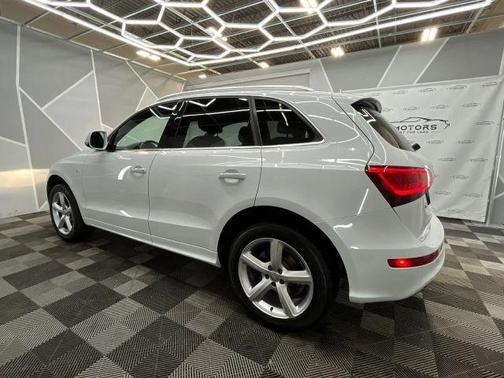 2017 Audi Q5 2.0T Premium Plus