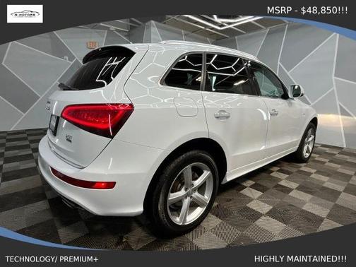 Glacier White Metallic 2017 Audi Q5 2.0T Premium Plus
