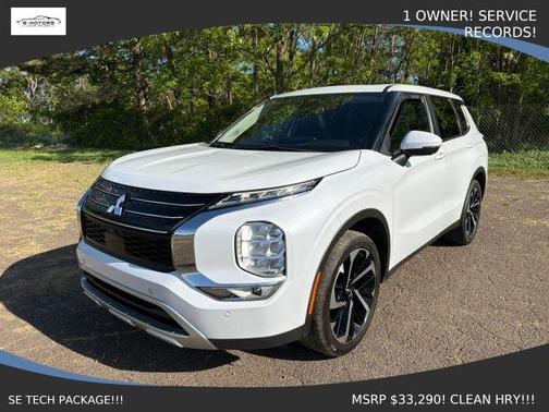 White 2022 Mitsubishi Outlander SE Launch Edition