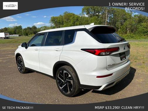 White 2022 Mitsubishi Outlander SE Launch Edition