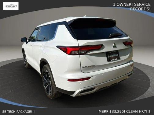 White 2022 Mitsubishi Outlander SE Launch Edition