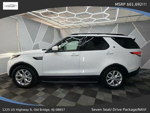 Fuji White 2020 Land Rover Discovery SE